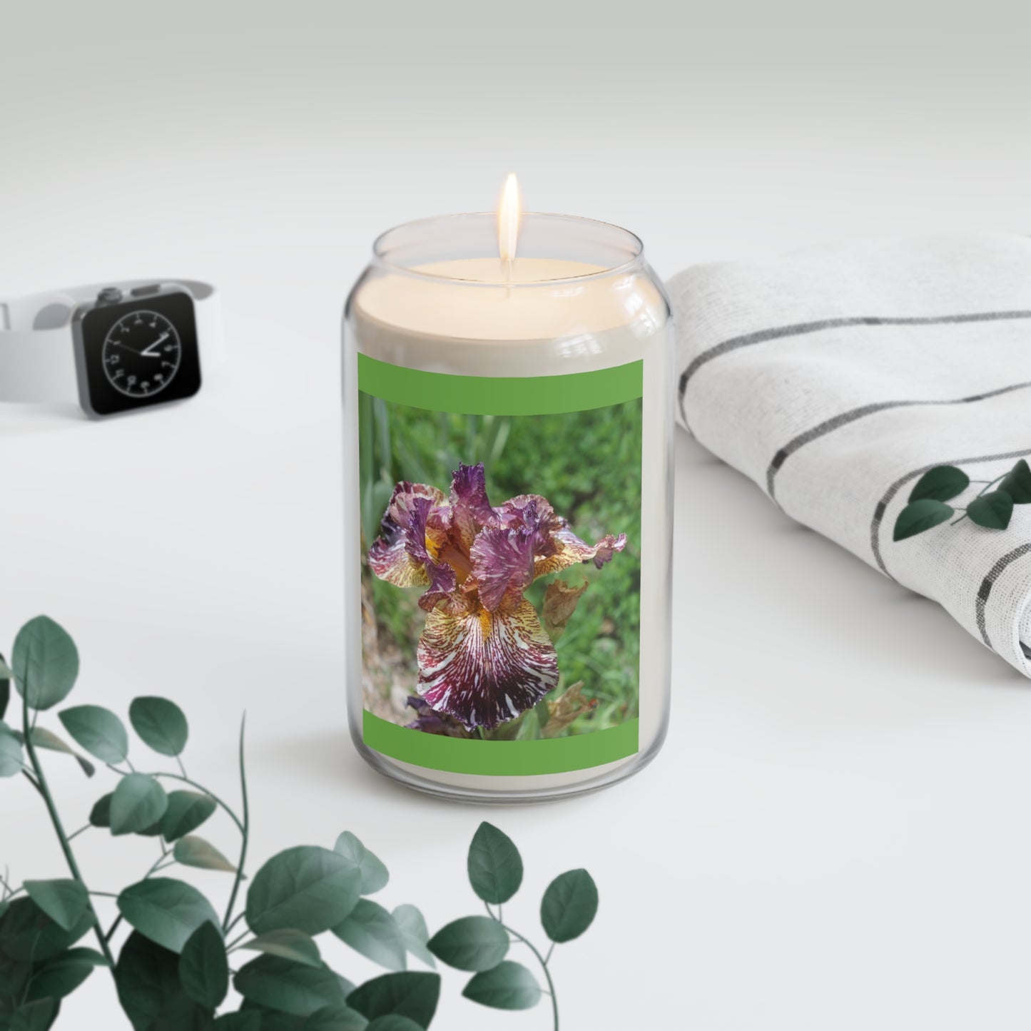 Scented Candle, 13.75oz Garden Iris 1